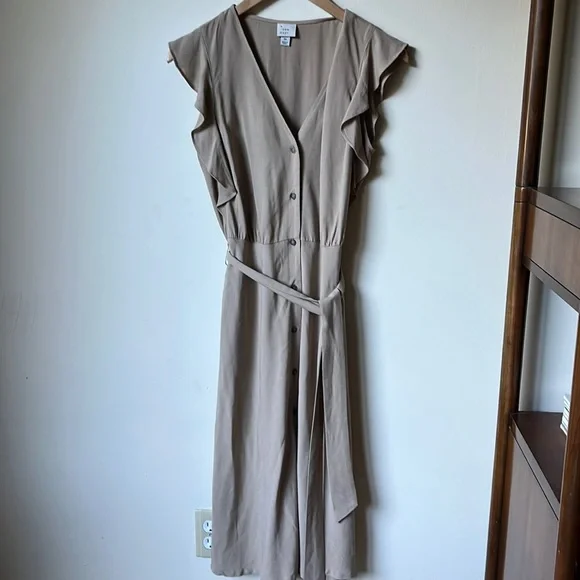 chinese dress ladies Sofie Pintuck Linen Maxi Dress / Khaki | Meshki